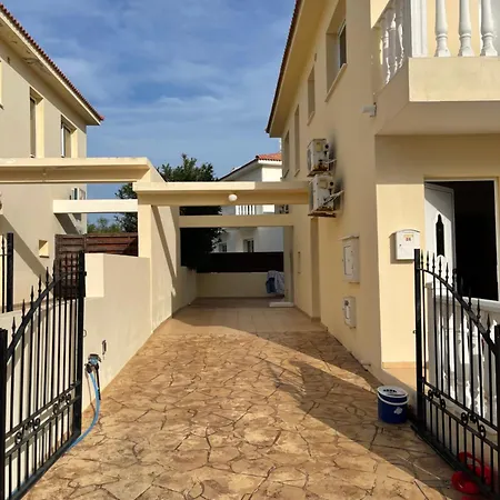 Villa Rhea